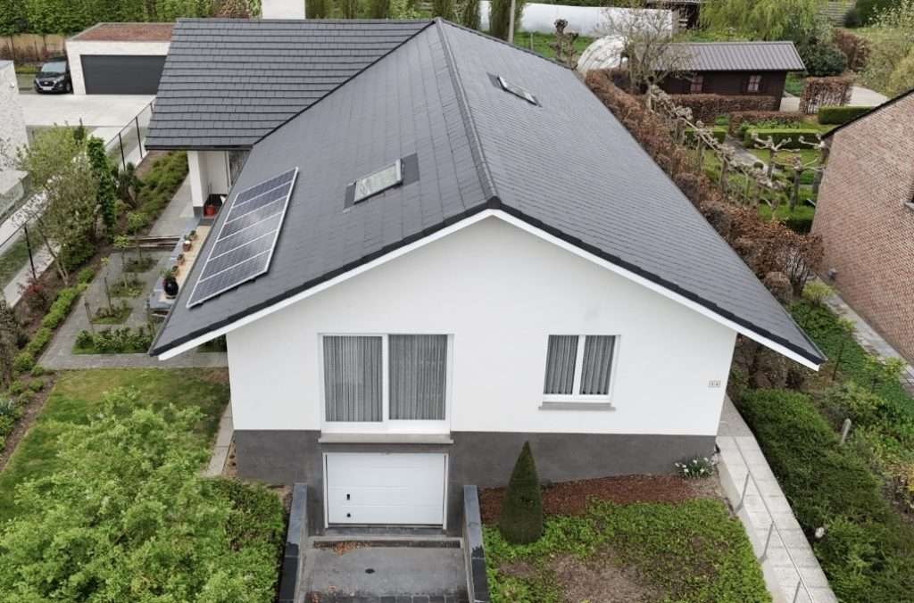 Gevelrenovatie in Poperinge – 279 m² Crépi-afwerking